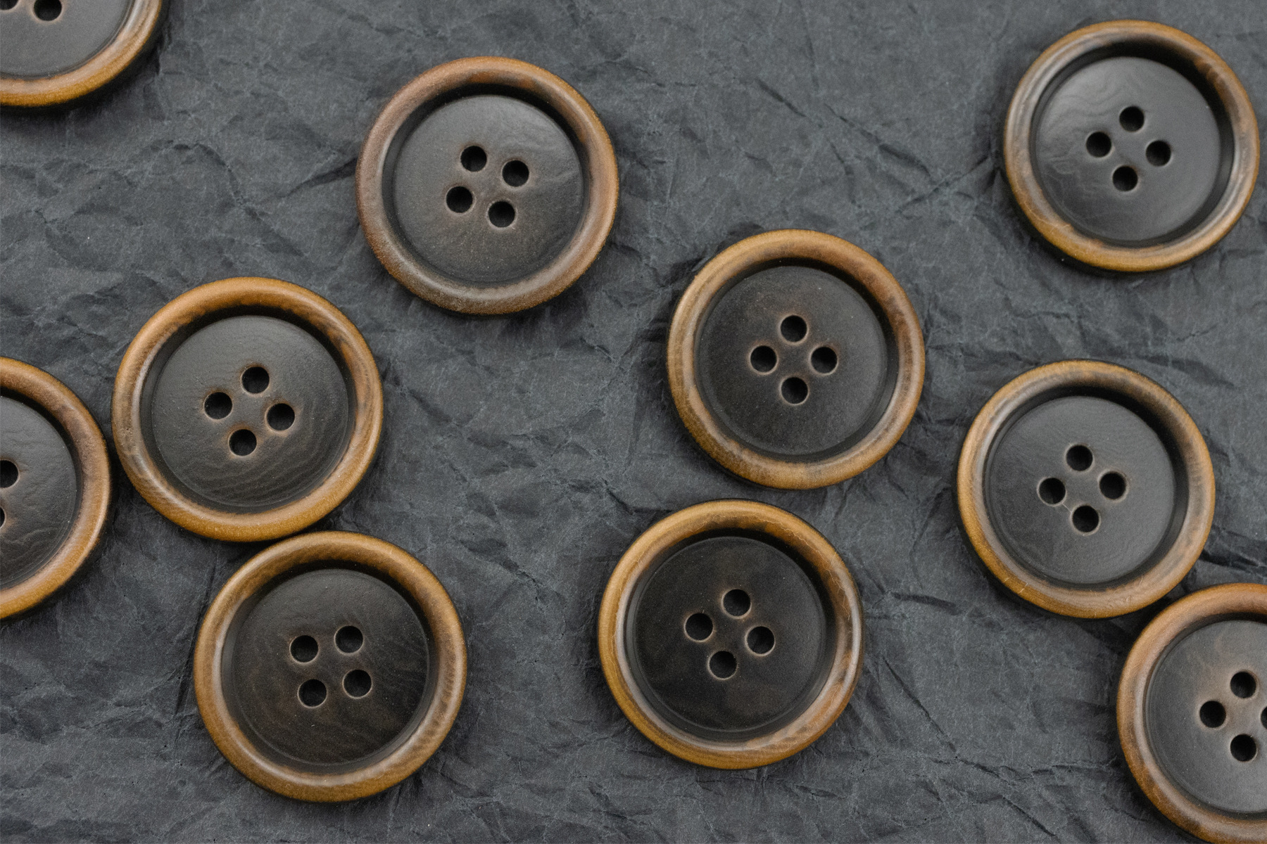 卡其黄色咖啡色西服西装风衣果实纽扣黑墨绿色风衣天然钮扣扣子