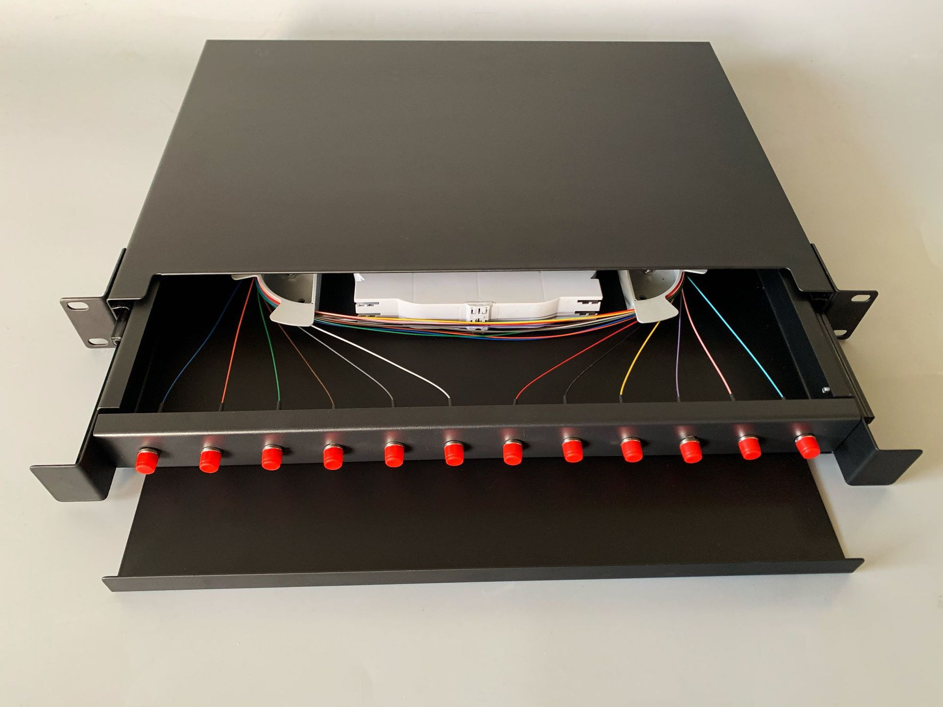 光纤终端盒 12芯光纤终端盒 1u抽拉式终端盒24芯终端盒光缆终端盒