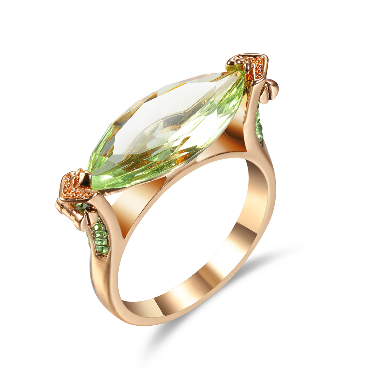 跨境时尚新款个性马眼锆石戒指 欧美流行订婚金色绿宝石镶钻戒指