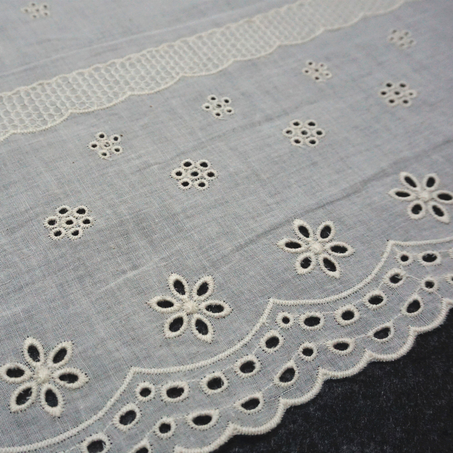 棉布刺绣面料满幅 镂空蕾丝diy9088全棉服装布料 水溶花边绣花布