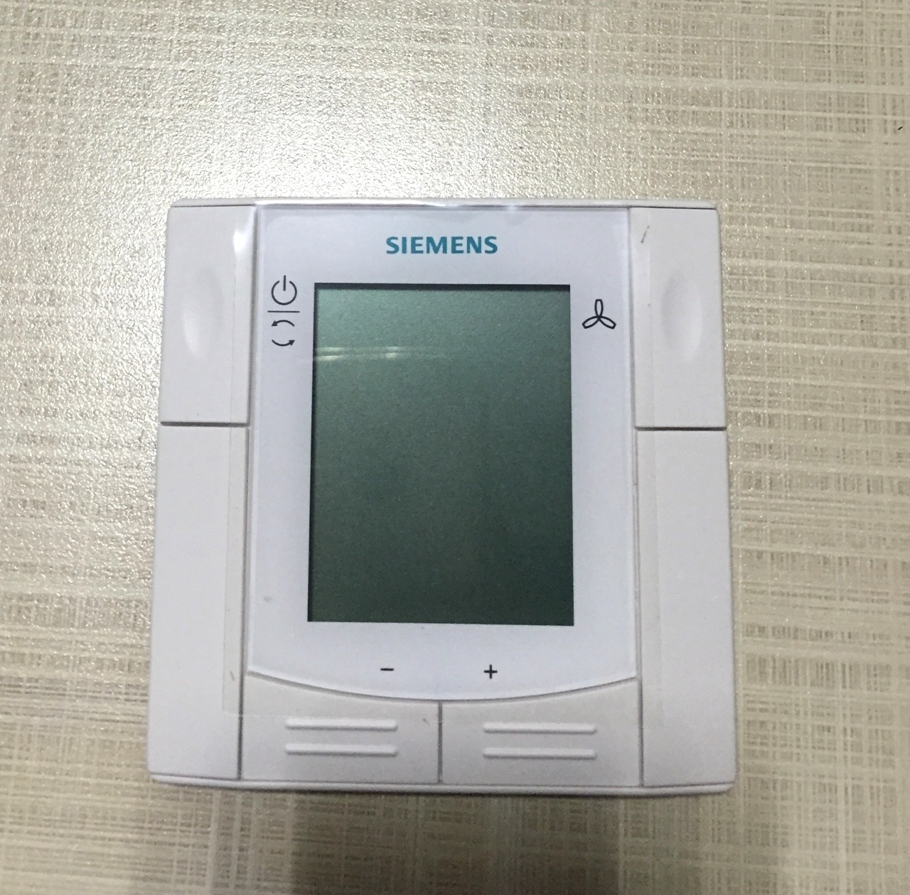 siemens西门子中央空调风机盘管液晶控制面板温控器rdf3102mm