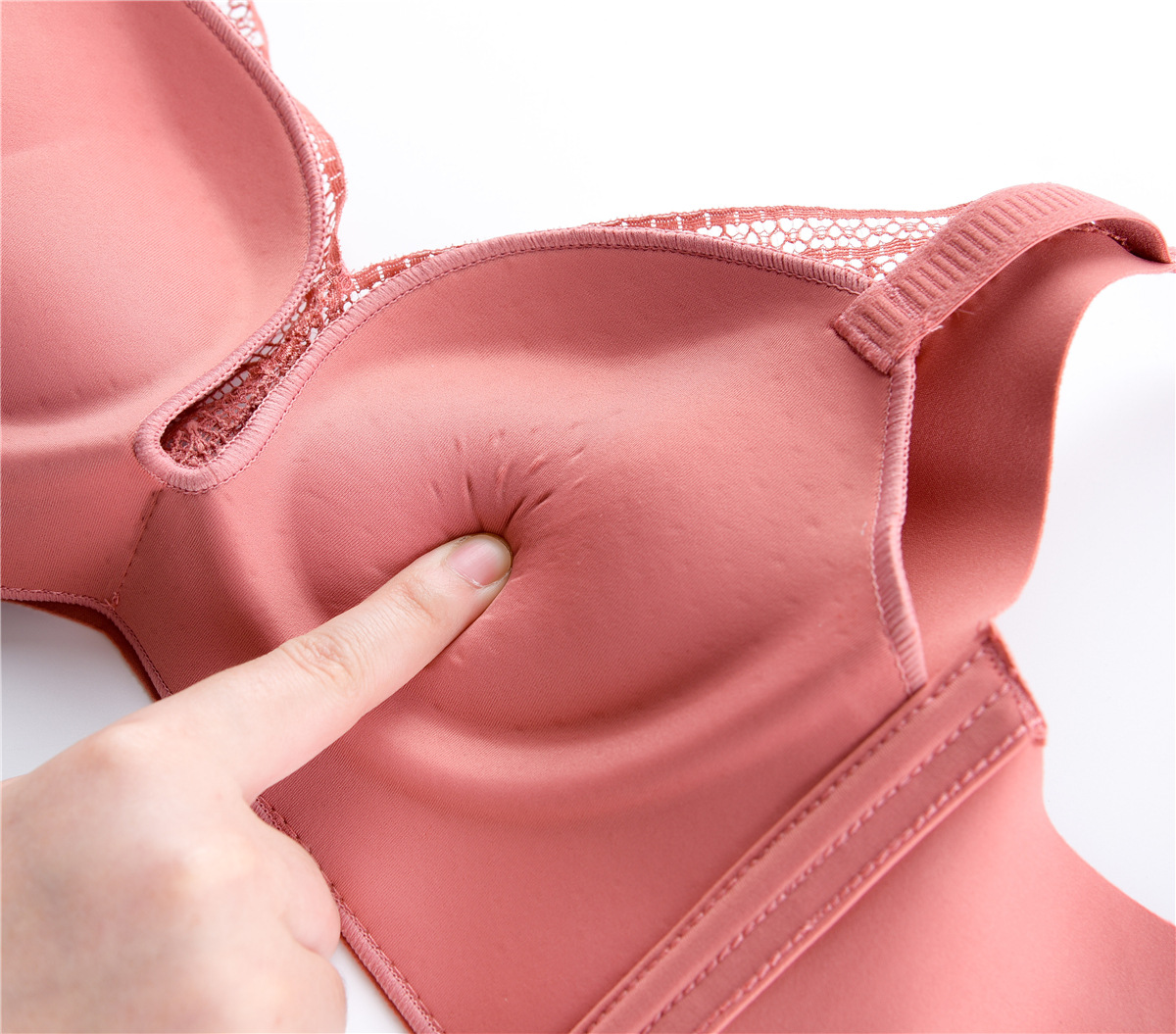 新款加厚5cm无钢圈文胸蕾丝无痕聚拢小胸调整型少女内衣套装胸罩