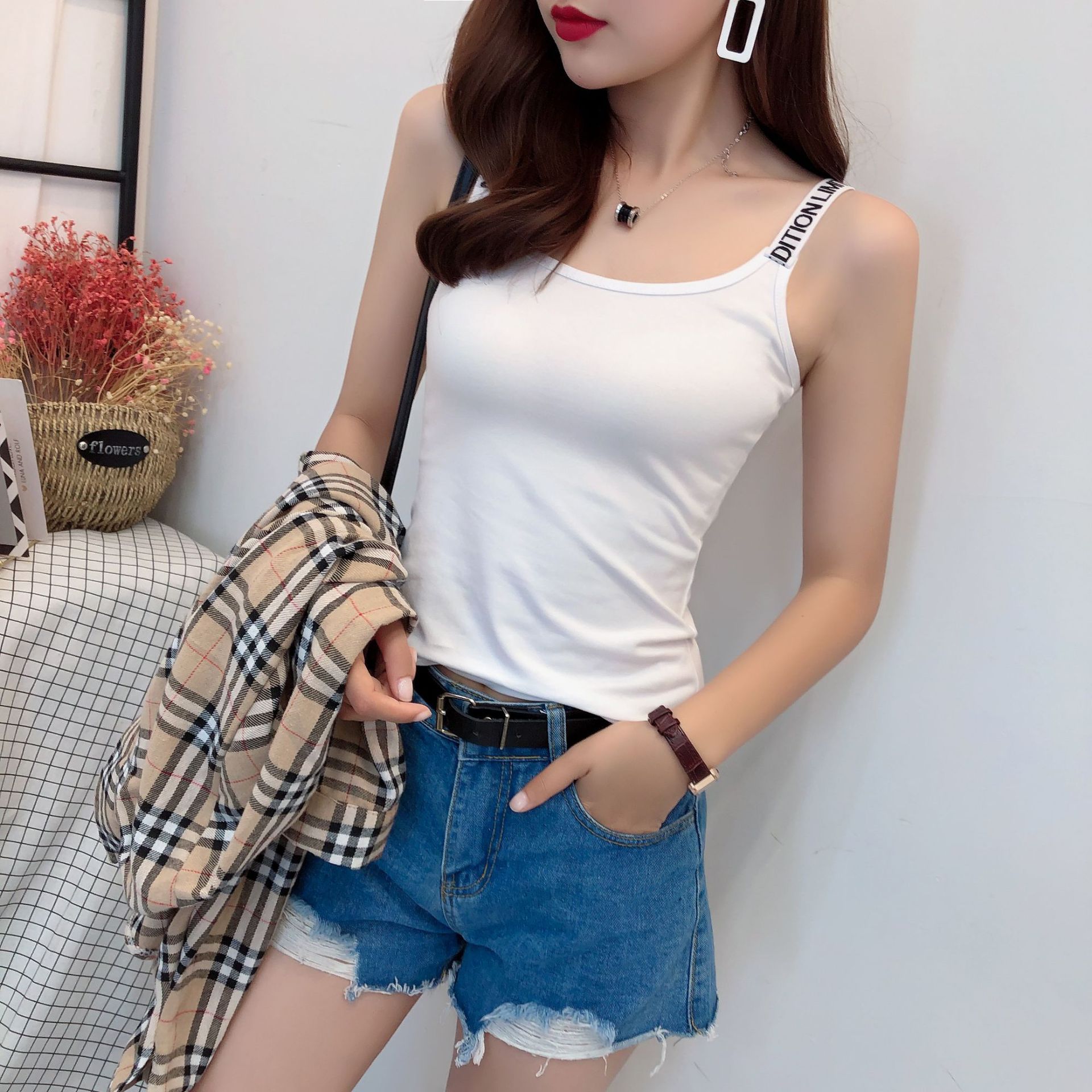 2021吊带背心女夏季新款外穿小吊带内搭无袖短款上衣 136