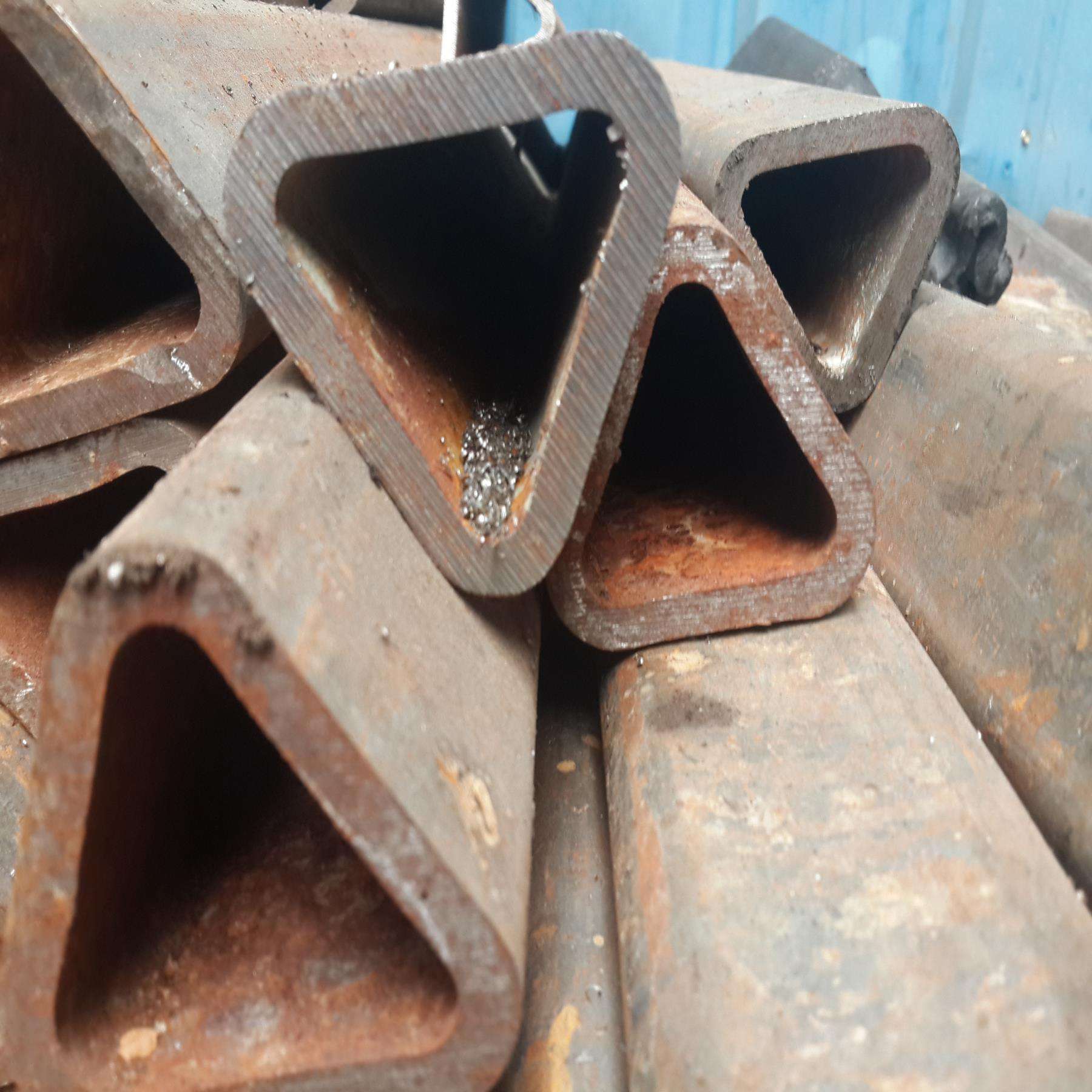 厂家直销三角钢管 异型三角无缝钢管 菱形冷拔三角钢管 异型管