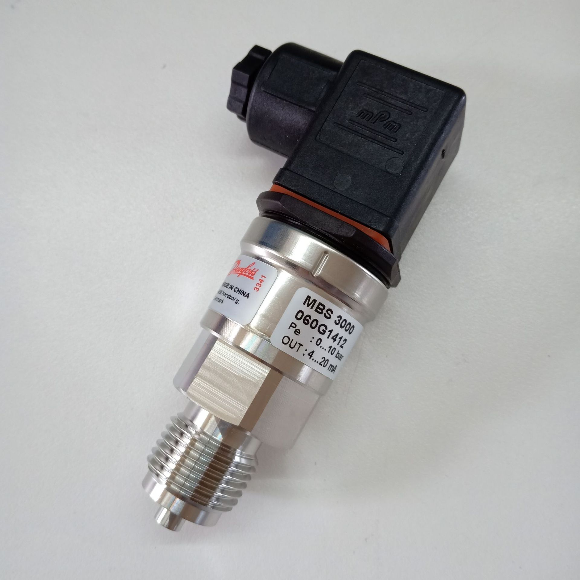 丹佛斯mbs3000 压力变送器 060g1412 范围 0-10bar 螺纹g1/2 现货