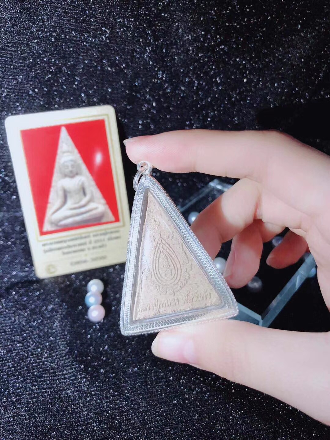 泰国原庙恭请佛牌 龙婆卡隆2551 南帕亚女王佛 纯银外壳 d卡