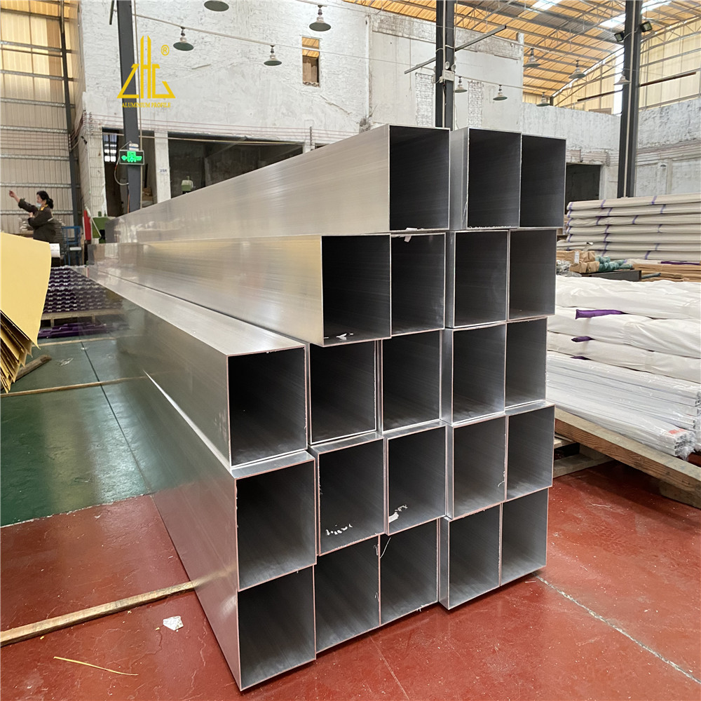 大型厚壁铝方管铝扁管 300*60 300*50 300*30 佛山铝合金方管厂家