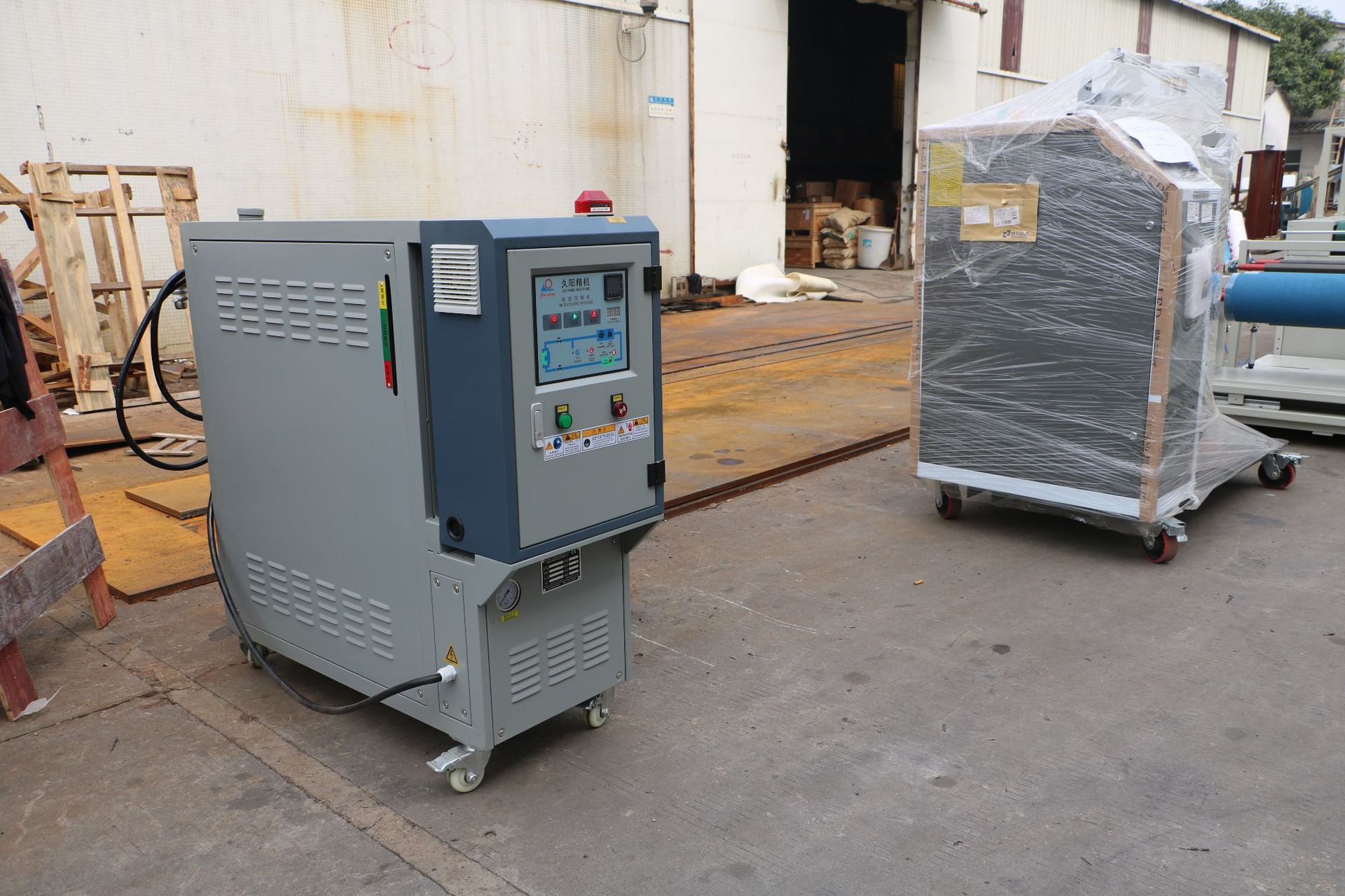 tpu粒子复合机 pur热溶胶复合机 pu水性胶贴合机 文胸罩杯贴合机