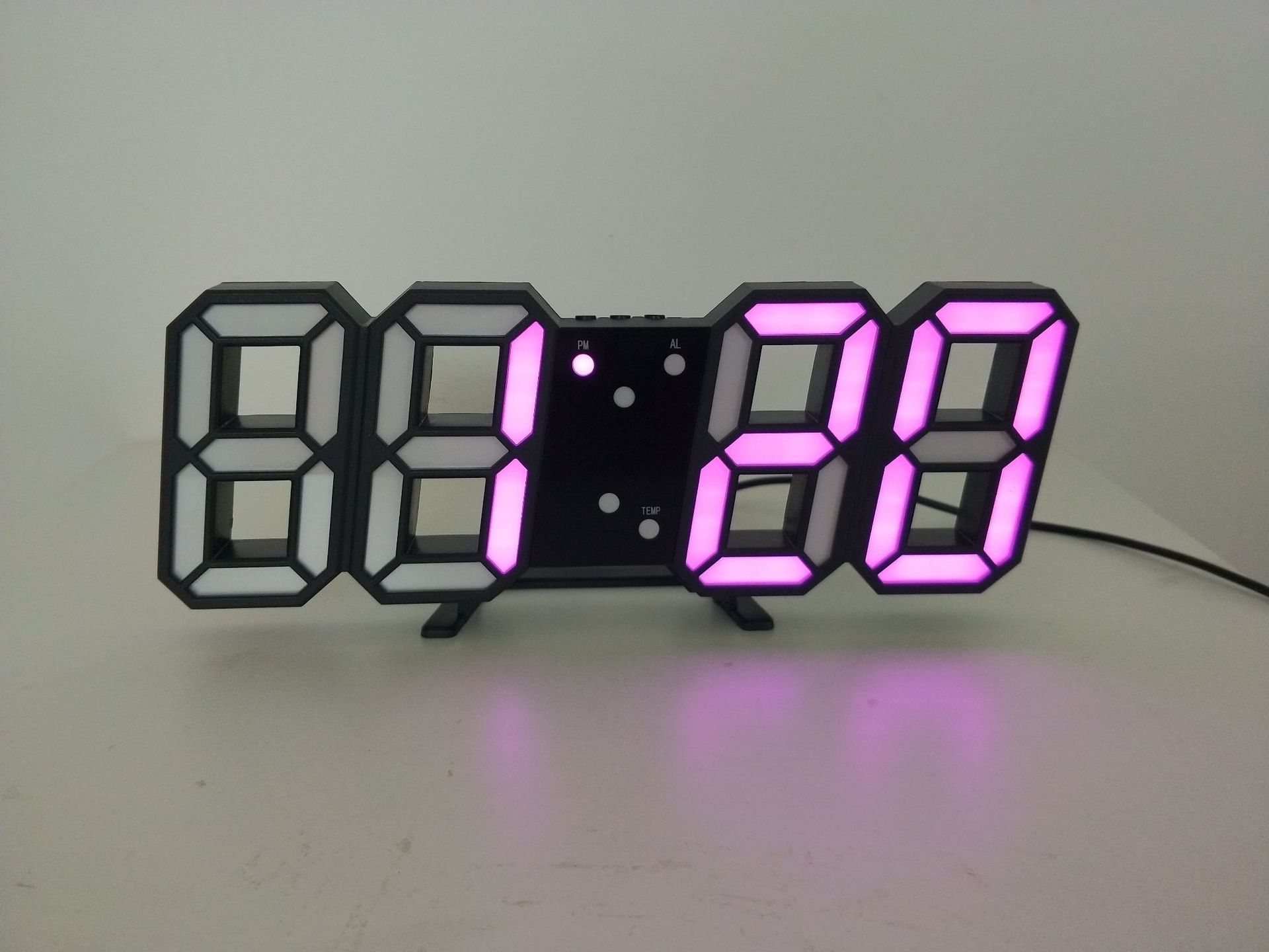 声控夜光3d数字钟挂墙 led电子闹钟 创意 客厅挂钟免打孔带温度款