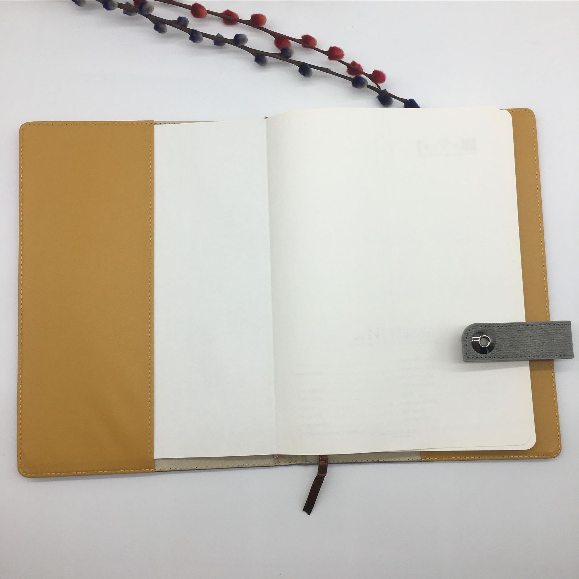 记事收账本子定做订制简约礼盒套装a5 商务会议笔记本定制logo