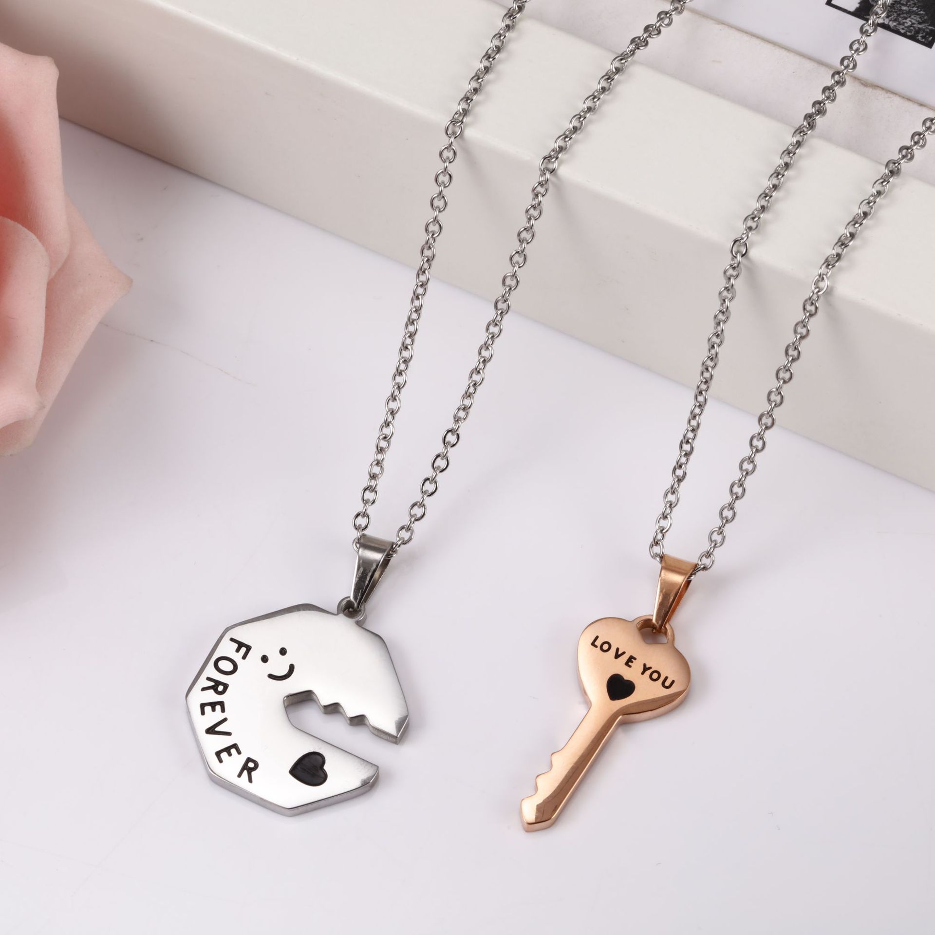 情侣项链爱心钥匙项链情侣款心形项链一对拼接男女情人节