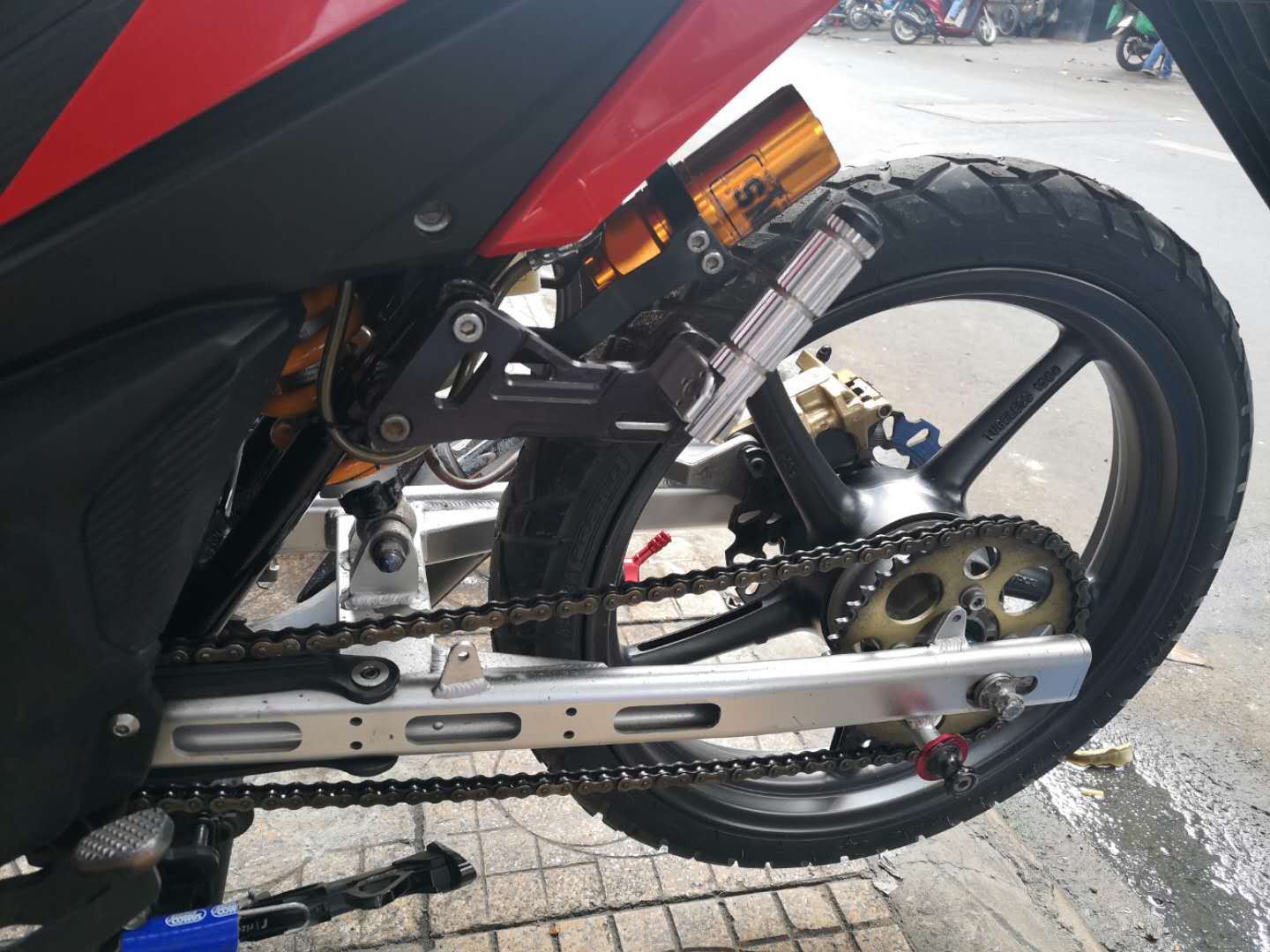 摩托车配件铝合金后平叉y15lc150加长加厚后平叉后摇臂cnc配件