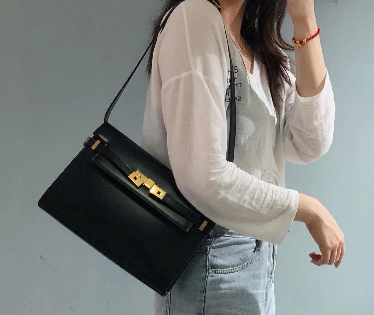 2020新款纯色曼哈顿法棍包腋下包牛皮单肩手提女包复古邮差小方包