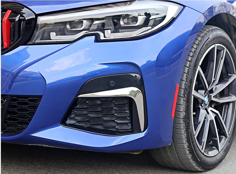 适用于2020款新宝马3系前雾灯獠牙325li改装运动前杠雾灯装饰亮条