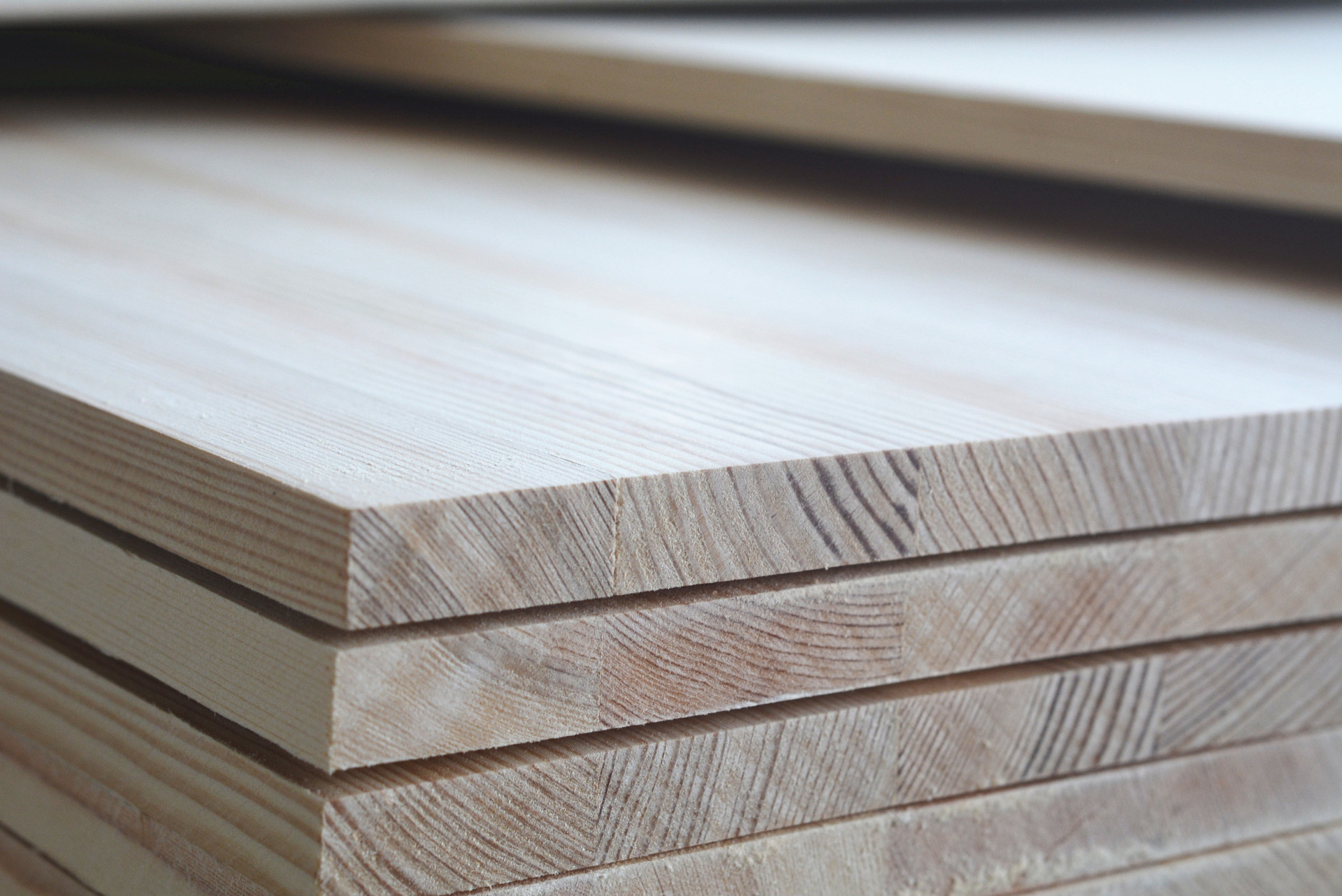 室内装饰樟子松指接板 花纹直纹直拼板集成材批发