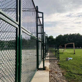 上海球场护栏体育场围网户外隔离铁丝网操场篮球运动场菱型勾花网