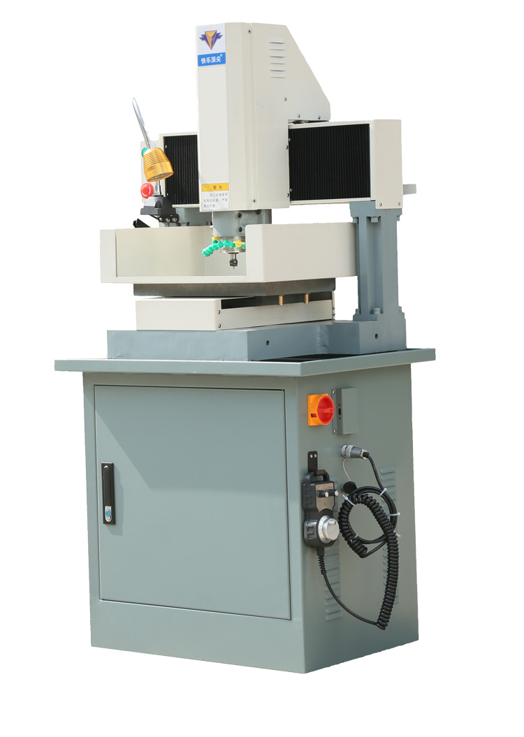 年中大促正版维宏带手轮步进铜章机操作方便