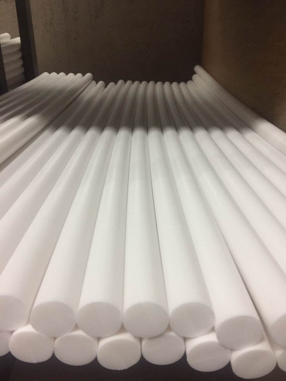 厂家定做销售白色黑色耐高温聚四氟乙烯ptfe棒材1530mm包邮