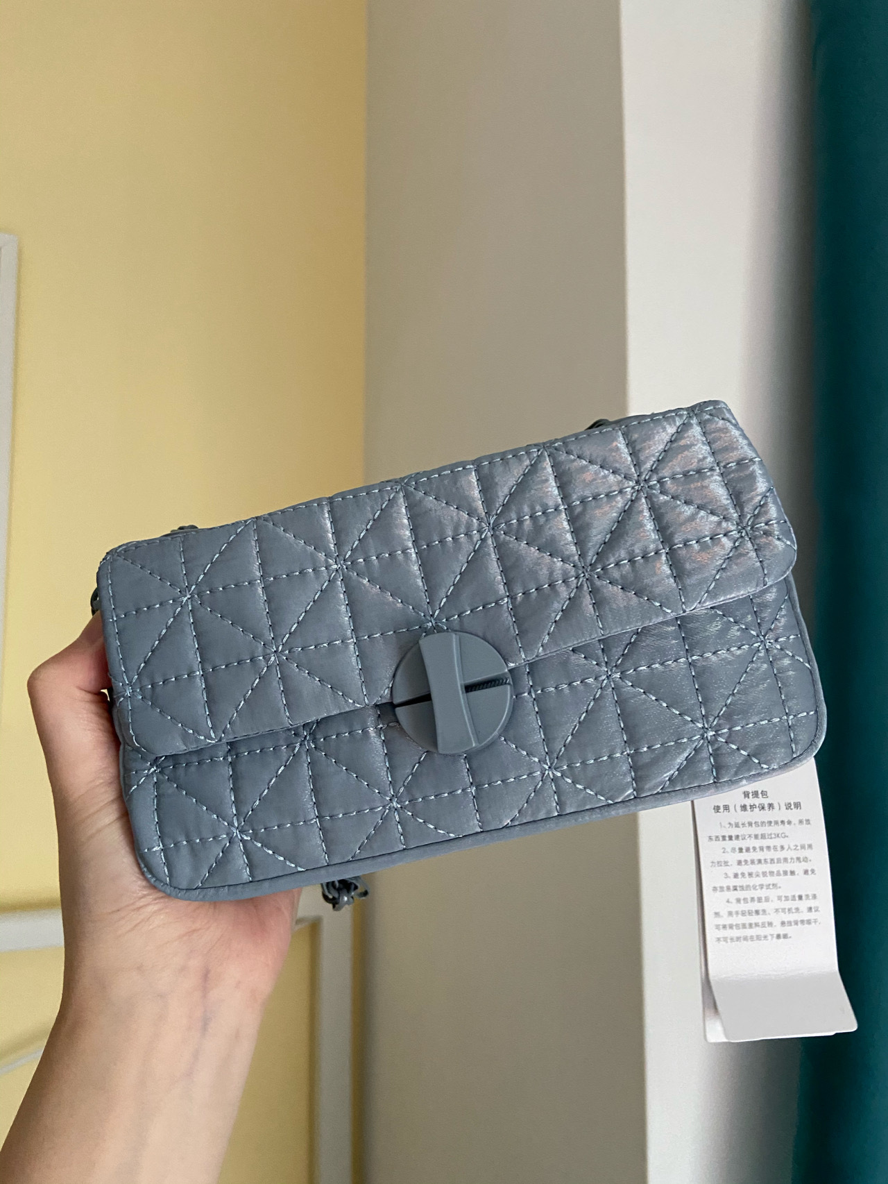 ur包国内代购褶皱女包菱格小香风链条包包女2020新款斜挎包小方包