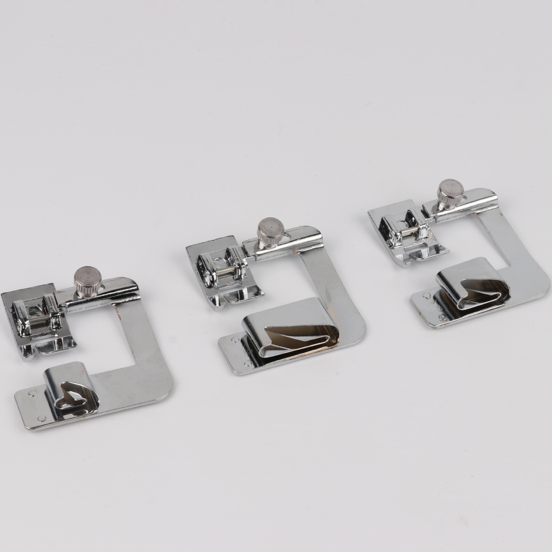 家用多功能缝纫机卷边压脚 包边压脚3件组合套 包布条卷边压脚4/8