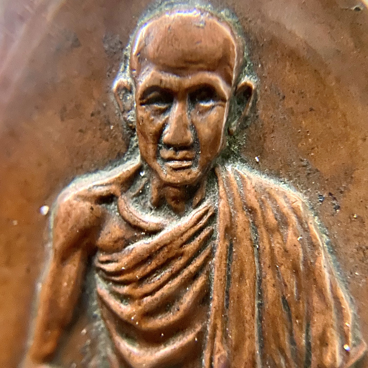 舍玛商贸2517龙婆卡贤大师自身无字版含外壳及gpra卡包邮泰国佛牌