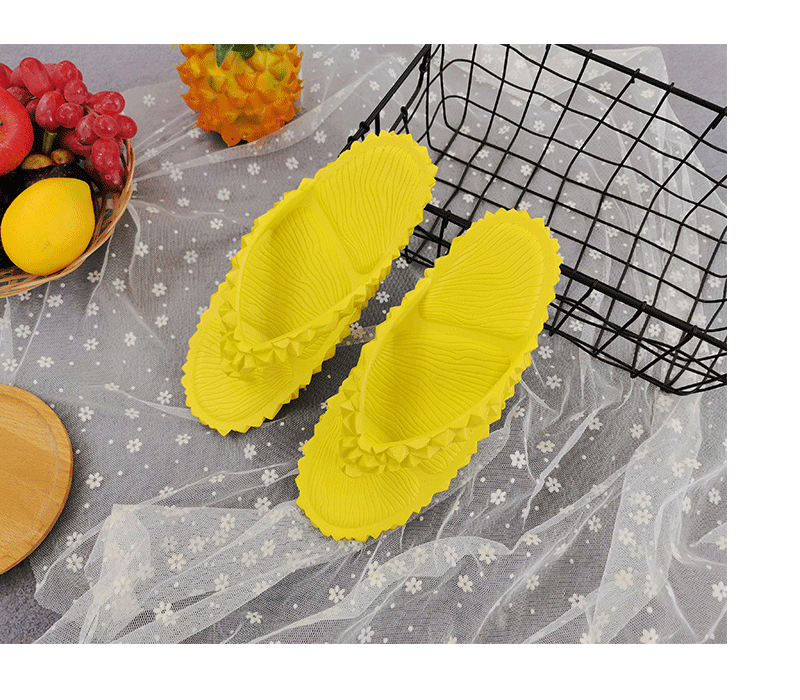 越南温突拖鞋新款潮搭男鞋女沙滩鞋亲子百搭外穿夏网红榴莲人字拖