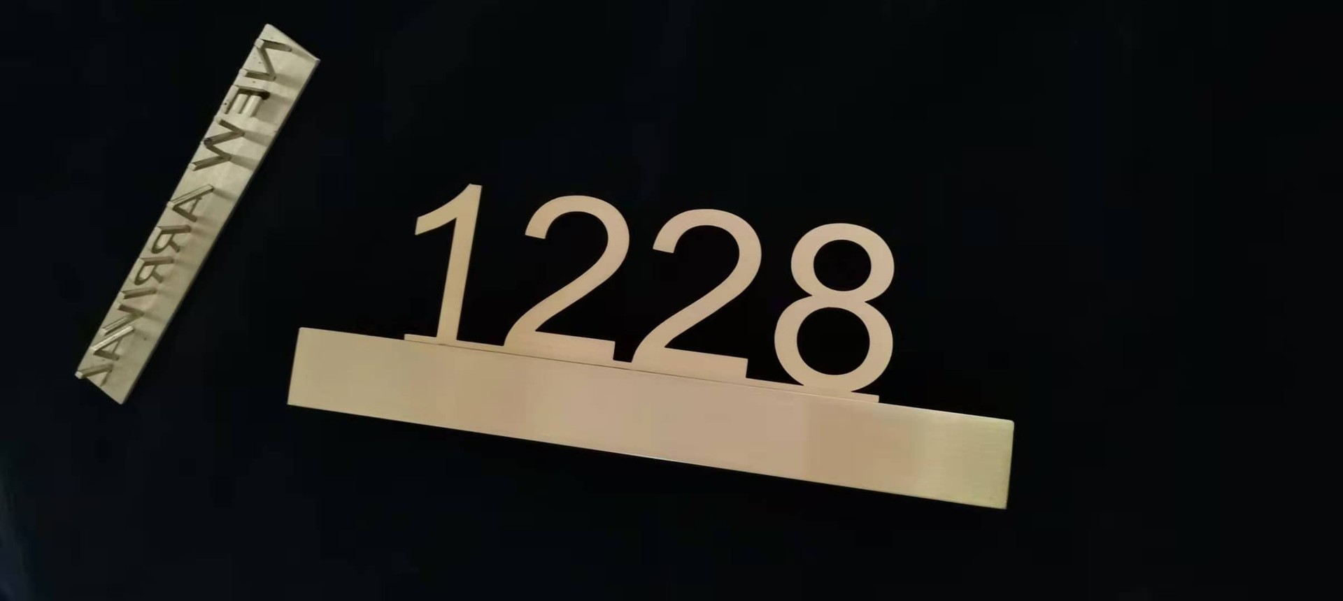 酒店门牌号led发光 高档钛金不锈钢发光门牌 酒店会所 宾馆别墅-阿里