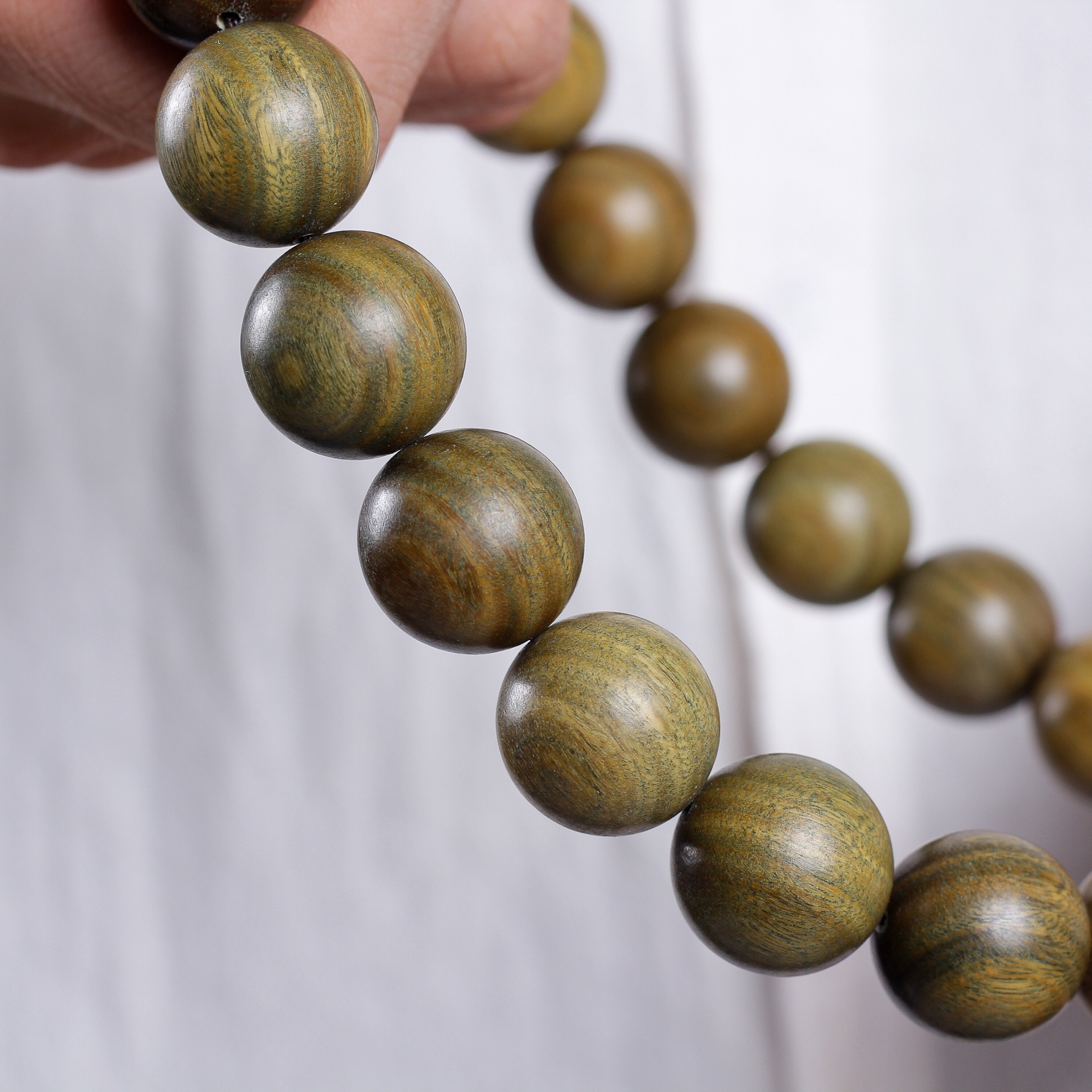 绿檀佛珠2.0cm手持念珠车挂原木汽车后视镜挂饰红木文玩车载配饰