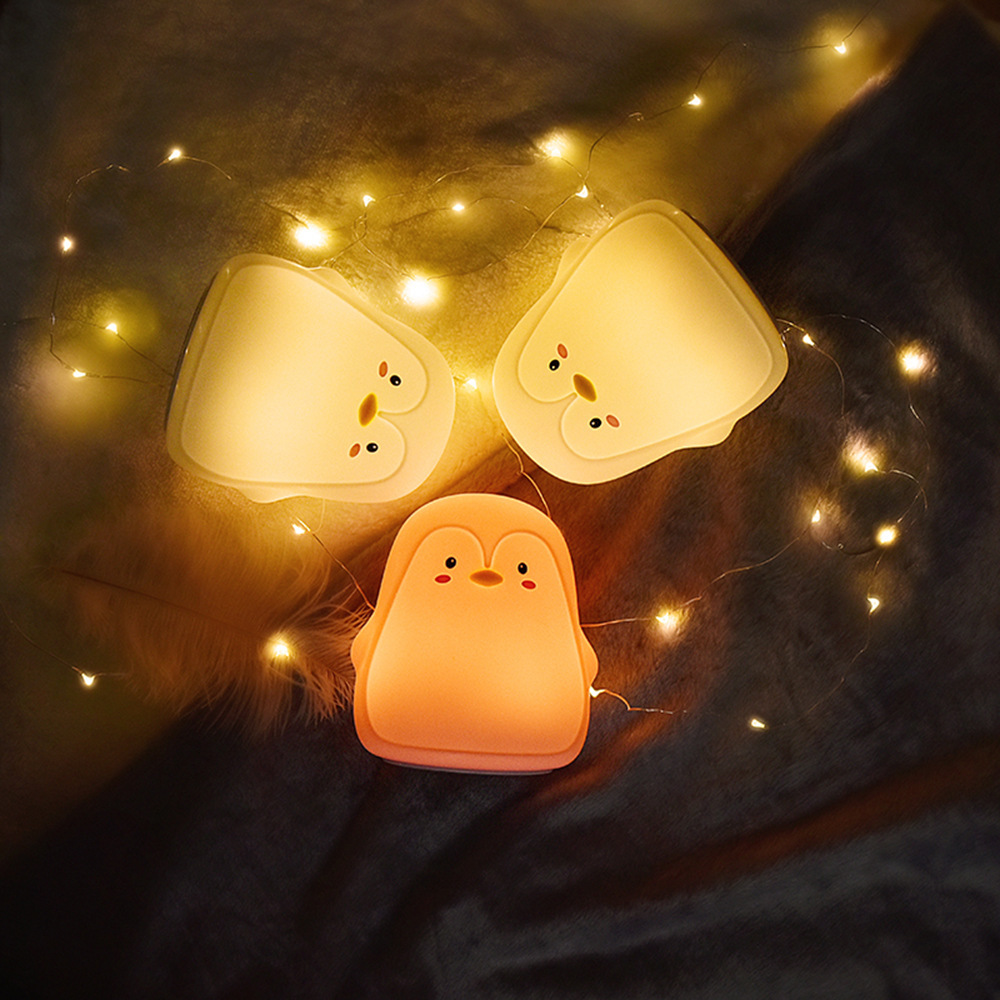 企鹅七彩拍拍硅胶灯萌宠北极企鹅usb小夜灯led卡通台灯跨境
