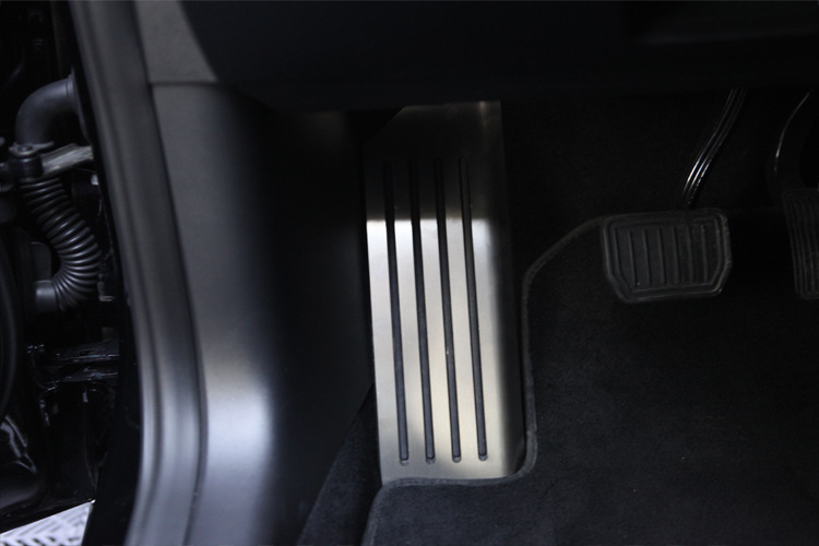 适用于tesla特斯拉model 3刹车油门踏板铝合金脚踏不锈钢休息改装