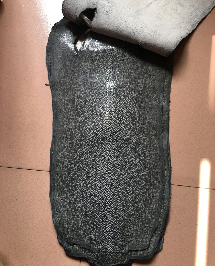 珍珠鱼皮手工diy皮料全磨面皮料整张皮料魔鬼鱼皮