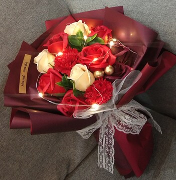 跨境款韩系11朵香皂花手捧花 情人节礼物含创意款透明手提袋