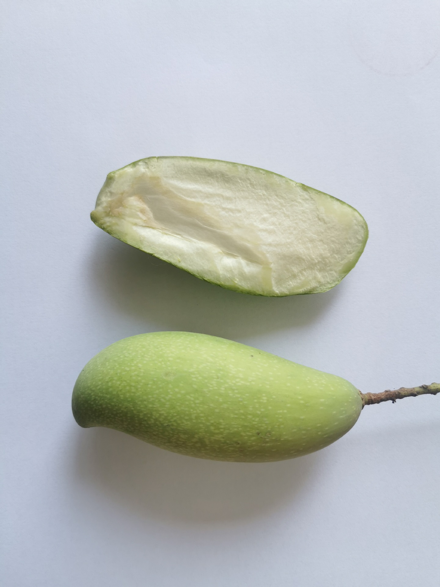 厂家直发广西百色脆酸生芒果新鲜芒果 一件代发