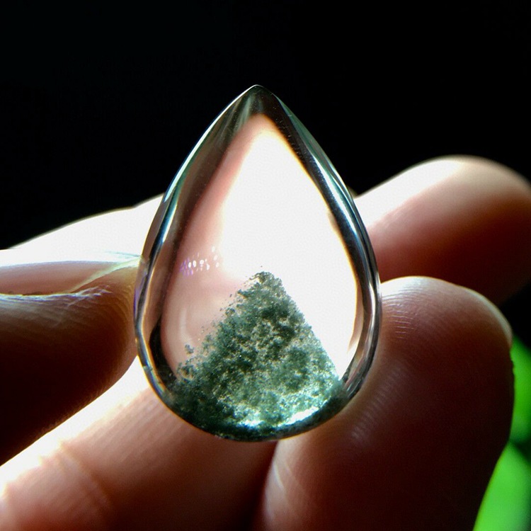 丹利水晶 绿幽灵吊坠 绿幽灵水滴形状吊坠