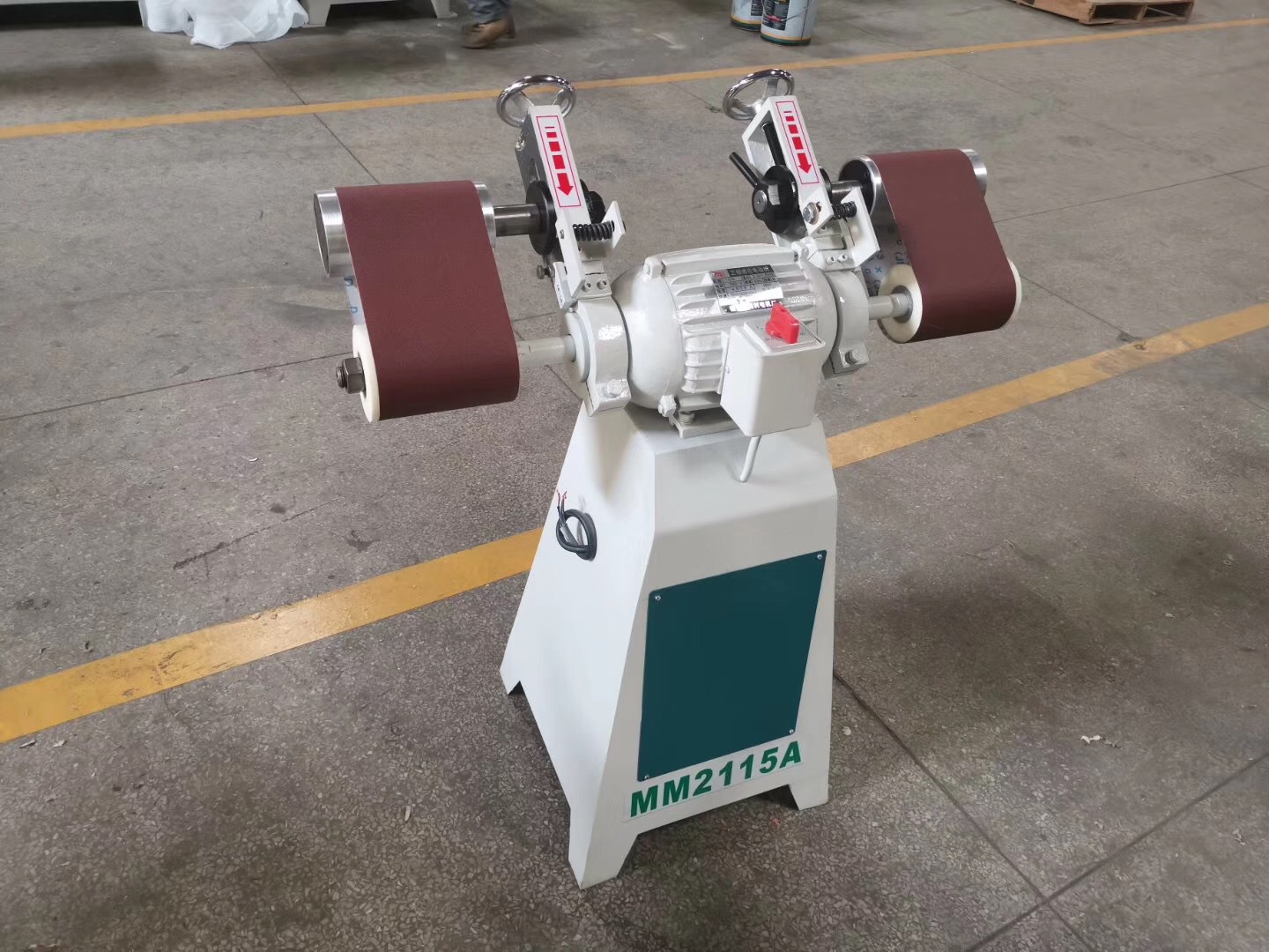 木工机械立式双头海绵砂光机抛光机异形抛光机可装海绵剑麻异形砂