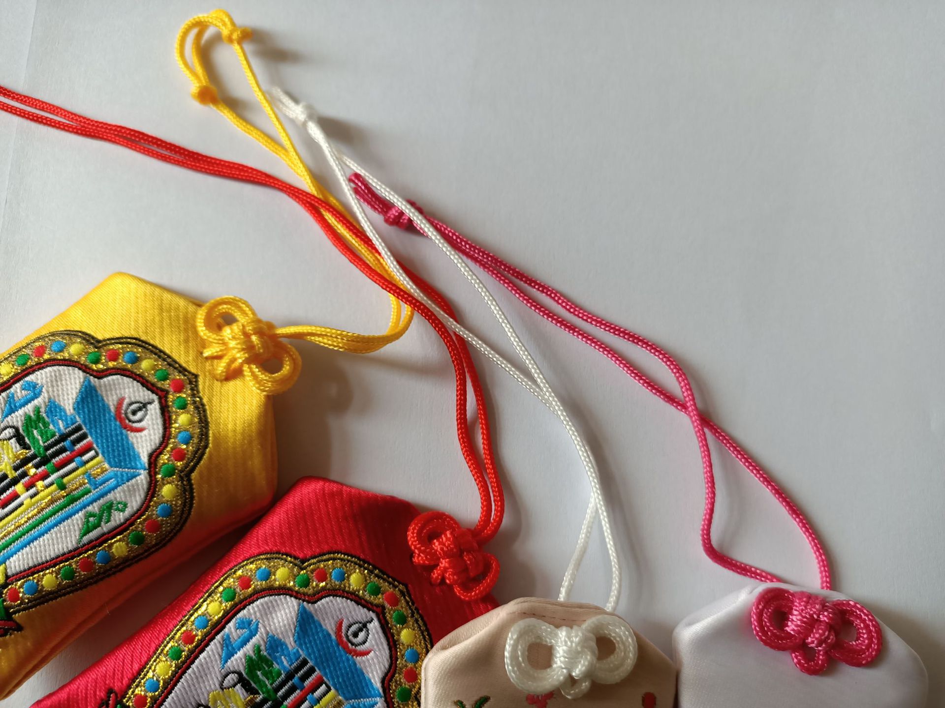 地缚少年花子君周边毛绒玩偶可爱公仔二次元动漫明星礼物御守订制