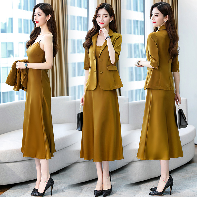 职业装时尚套装女2020新款时髦洋气名媛端庄大气连衣裙减龄两件套