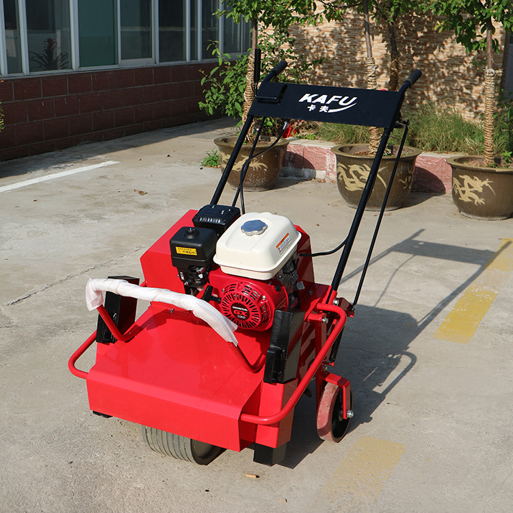 手推式网球场草坪通气钻孔机 园林草坪打孔机 高尔夫球场梳草机