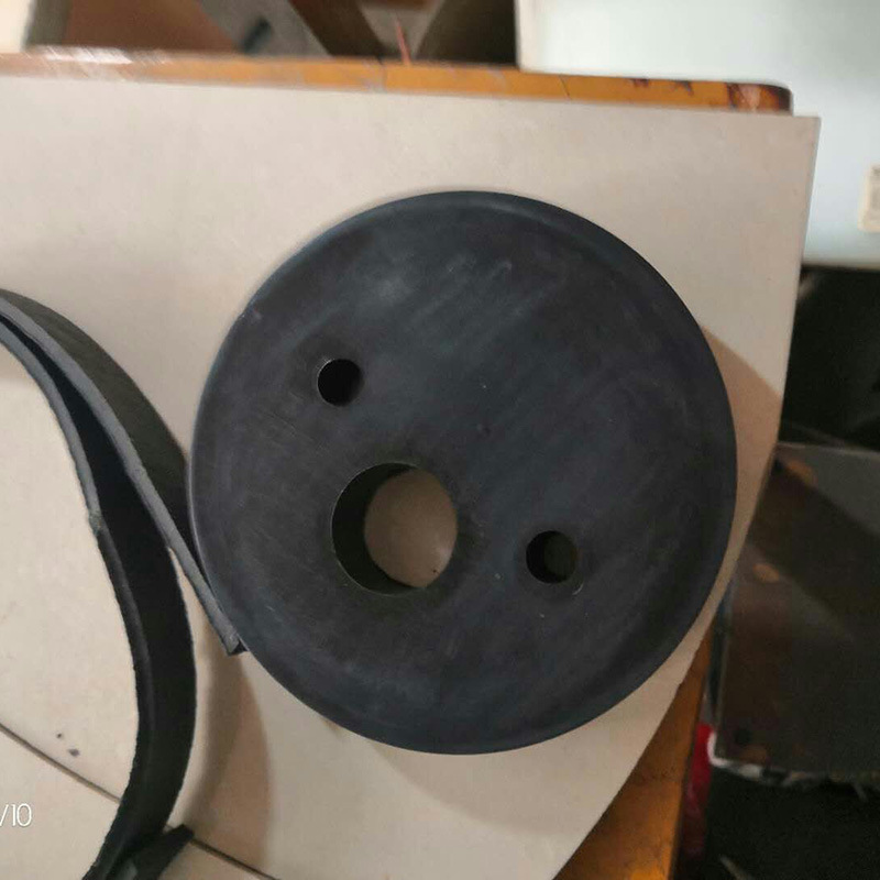 工业用橡胶防震垫 橡胶三孔垫规格 定制橡胶垫片 欢迎采购