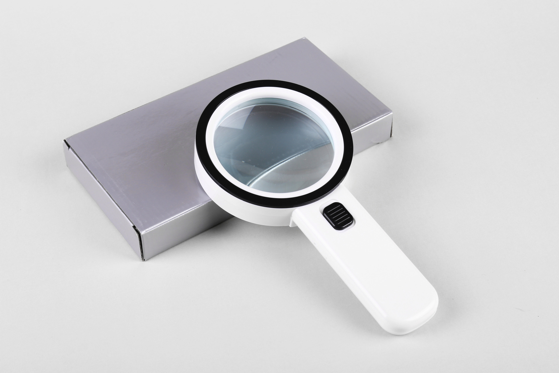 30倍12个led灯uv放大镜光学玻璃高倍高清阅读带灯90mm手持放大镜