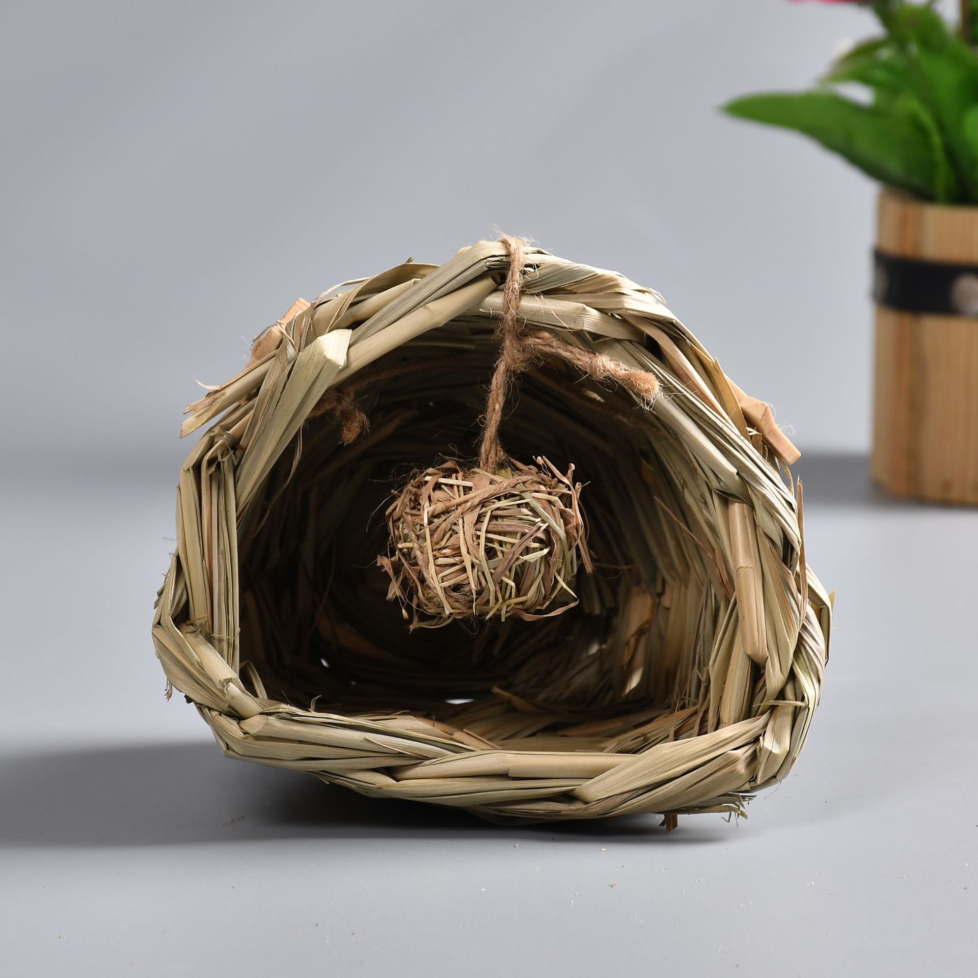 手工编织草屋草球二合一芦苇草仓鼠龙猫玩具睡床