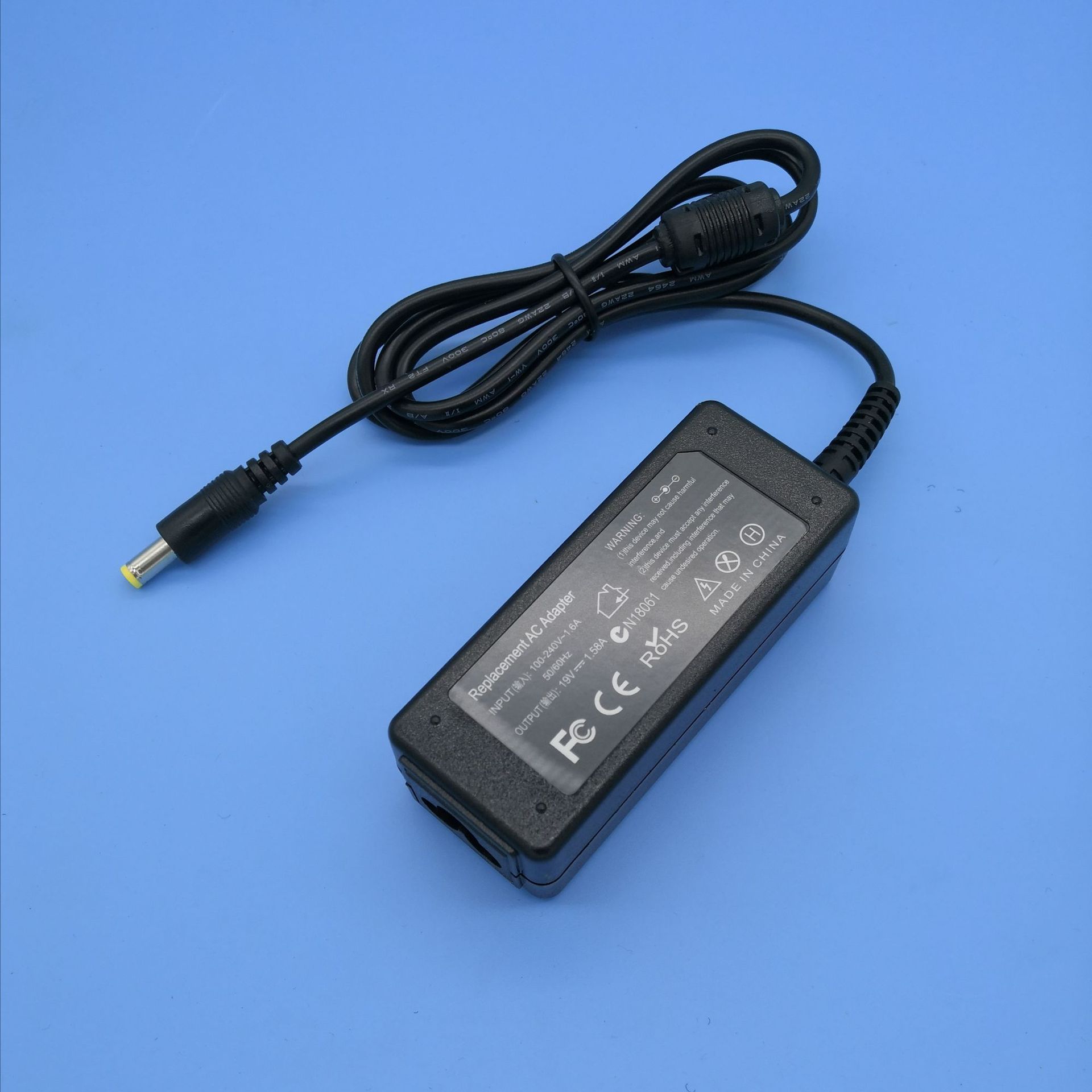 dell戴尔迷你笔记本电源适配器19v1.58a5.5*1.7mm30w