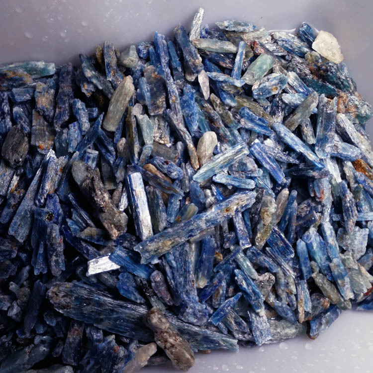 天然蓝晶石原石 裸石原矿碎石每份100克