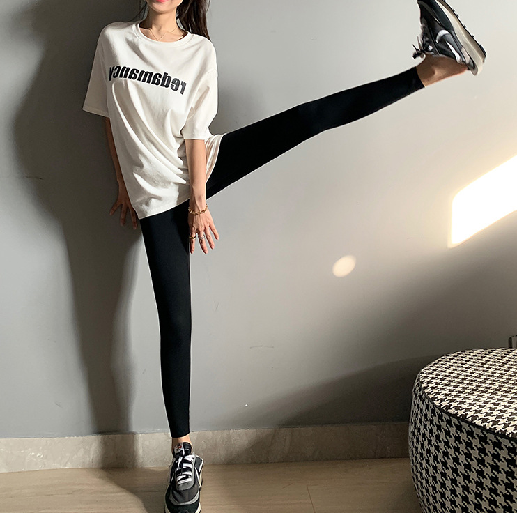 【胡楚靓】鲨鱼皮显瘦提臀打底裤女外穿2020秋冬加绒黑色小脚裤子