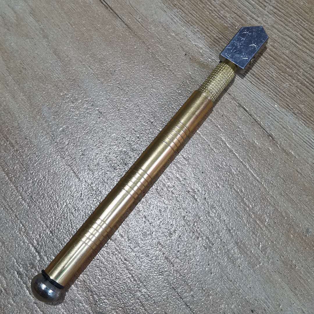 批发供应玻璃刀 玻璃切割刀.金刚石滚轮玻璃刀精品门窗鱼缸玻璃刀
