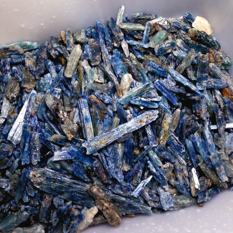 天然蓝晶石原石 裸石原矿碎石每份100克