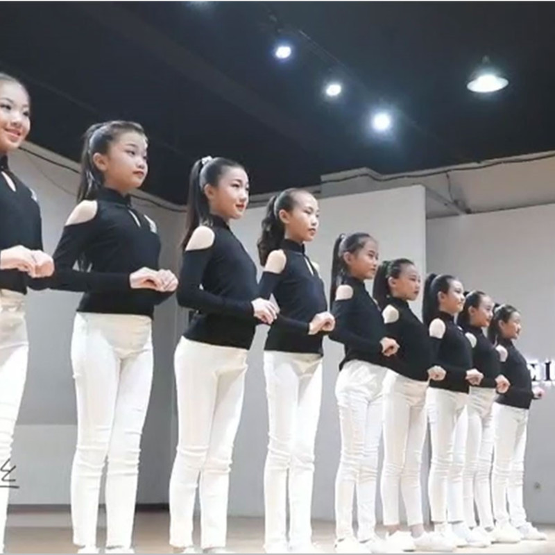 儿童形体礼仪模特走秀训练服少儿模特t台走秀服女童形体练习团服