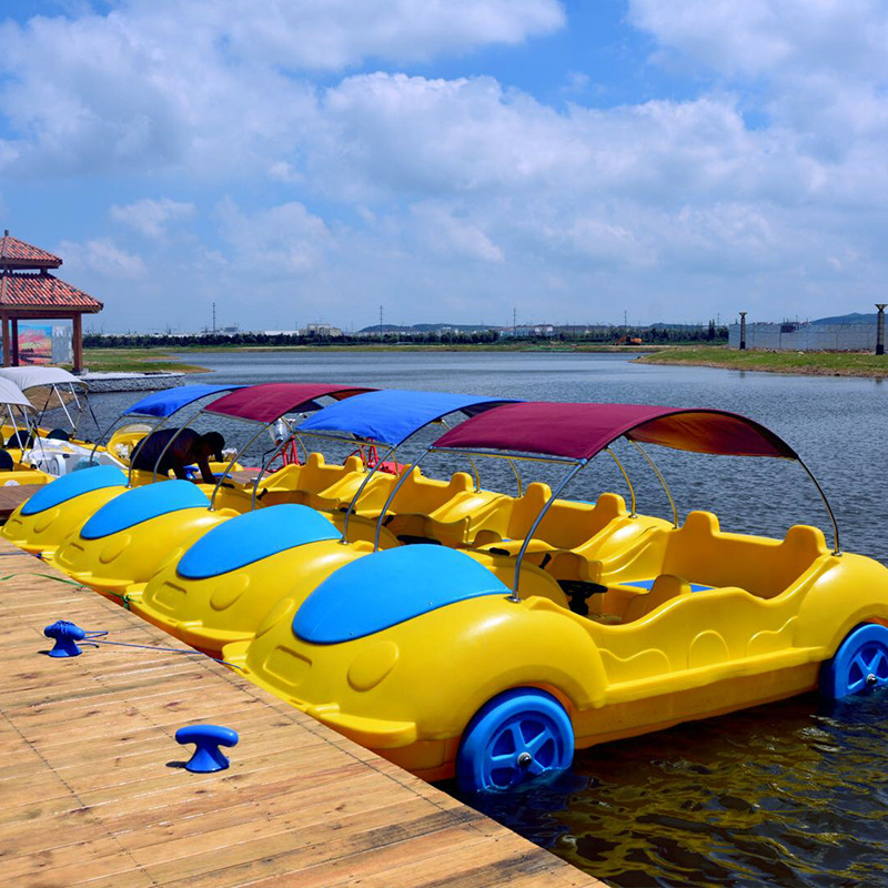 新款厂家 甲壳虫四轮卡通游乐船玻璃钢遮阳 4人水上游乐电动船