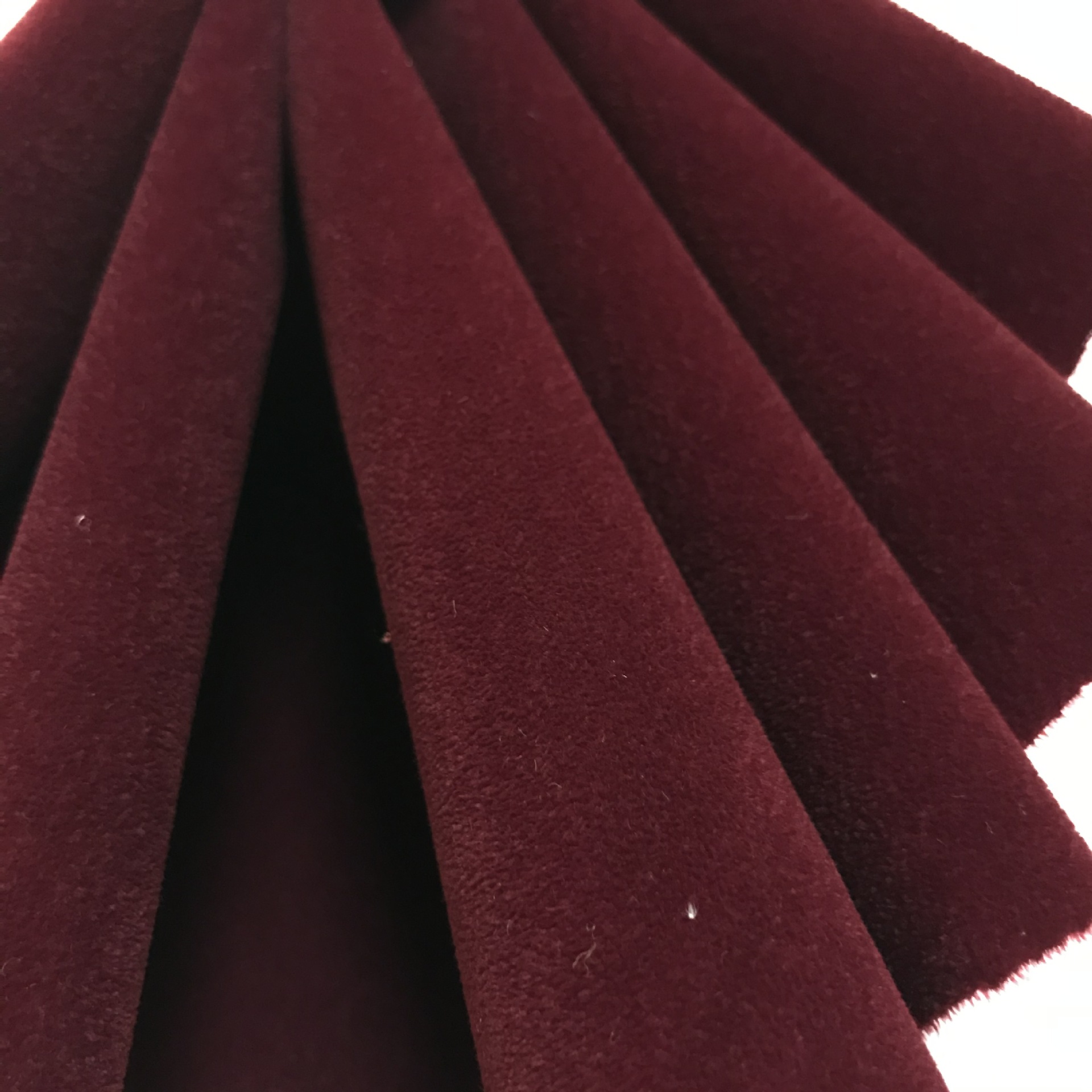 现货直销枣红色棉布底珠粒绒植绒布pp绒首饰盒包装内衬布植绒面料