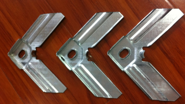 厂家直销镀锌角码 风管法兰角码 共板风管连接角码 勾码配件